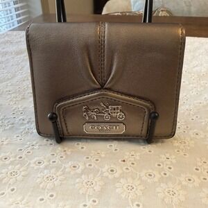 Coach Metallic Pewter Leather Bifold Wallet Horse and Carriage Logo Silver Tone